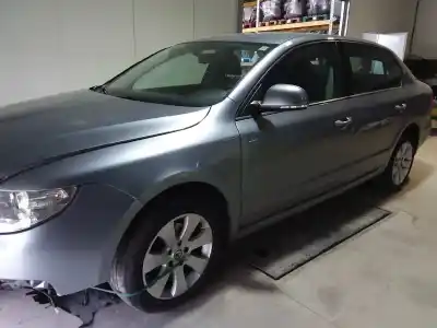 Hurda Aracı skoda superb combi 1.6 tdi dpf yılın 2011 güçlü cayc