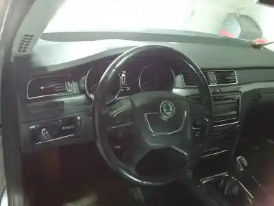 Hurda Aracı skoda superb combi 1.6 tdi dpf yılın 2011 güçlü cayc