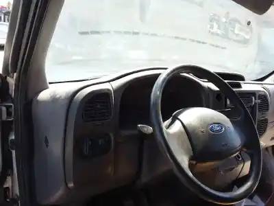 Veículo de Sucata ford transit caja cerrada, media (fy) (2000 =>) 2.0 tde cat do ano 2006 alimentado abfa
