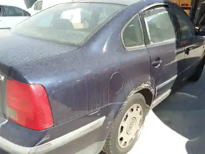 Vehículo de desguace volkswagen passat berlina (3b2) 1.9 tdi del año 1997 con motor afn