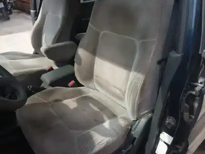 Здавання транспортного засобу mitsubishi montero (v20/v40) 2.8 turbodiesel року 1996 потужний 4m40t