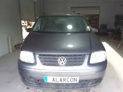 Vehículo de desguace VOLKSWAGEN TOURAN 2.0 TDI del año 2001 con motor AZV