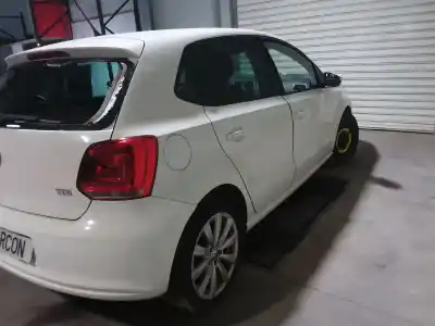 Vehículo de desguace volkswagen polo (6r1) 1.6 tdi del año 2001 con motor cayb