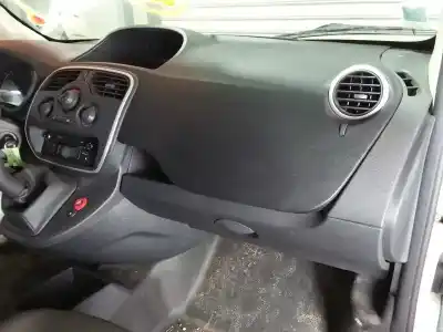Veículo de Sucata renault kangoo 1.5 dci d fap do ano 2001 alimentado k9k628