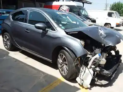 Veículo de Sucata citroen ds4 1.6 hdi fap do ano 2001 alimentado 9hr