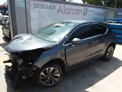Veículo de Sucata citroen ds4 1.6 hdi fap do ano 2001 alimentado 9hr