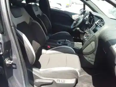 Veículo de Sucata citroen ds4 1.6 hdi fap do ano 2001 alimentado 9hr