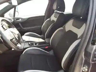 Veículo de Sucata citroen ds4 1.6 hdi fap do ano 2001 alimentado 9hr