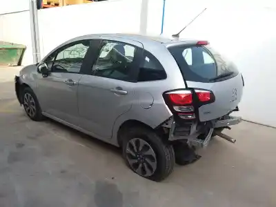 Veículo de Sucata citroen c3 1.6 blue-hdi fap do ano 2001 alimentado 