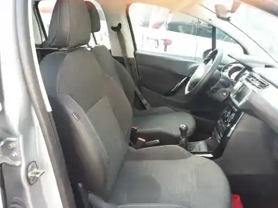 Veículo de Sucata citroen c3 1.6 blue-hdi fap do ano 2001 alimentado 