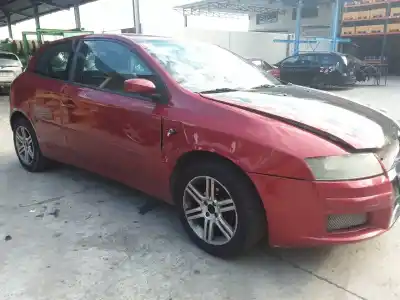Veicolo di demolizione fiat                                               stilo multi wagon (192)                                                                                                                                                                                                                                    1.6 16v                                                                                                                                                                                                                                                    dell'anno 2004 alimentato 182b6000