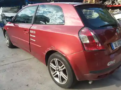 Veicolo di demolizione fiat                                               stilo multi wagon (192)                                                                                                                                                                                                                                    1.6 16v                                                                                                                                                                                                                                                    dell'anno 2004 alimentato 182b6000