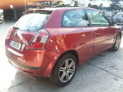 Veicolo di demolizione fiat                                               stilo multi wagon (192)                                                                                                                                                                                                                                    1.6 16v                                                                                                                                                                                                                                                    dell'anno 2004 alimentato 182b6000