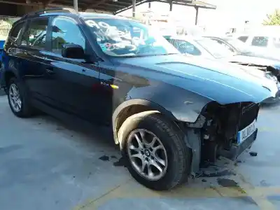 Veículo de Sucata bmw x3 2.0 16v d do ano 2001 alimentado m47n204d4