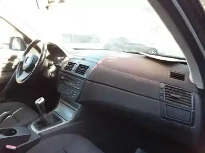 Veículo de Sucata bmw x3 2.0 16v d do ano 2001 alimentado m47n204d4