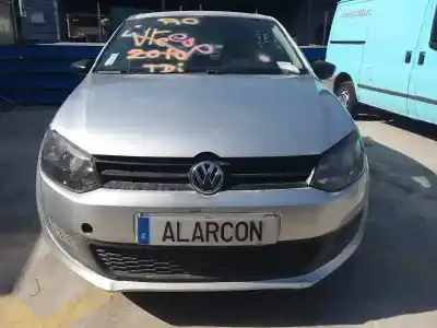 Vehículo de desguace VOLKSWAGEN POLO (6R1) 1.6 TDI del año 2001 con motor CAYA