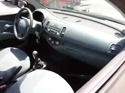 Veicolo di demolizione nissan micra 1.6 16v dell'anno 2001 alimentato hr16de