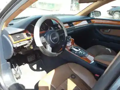 Здавання транспортного засобу audi a8 (4e2) 4.0 tdi quattro року 2004 потужний ase