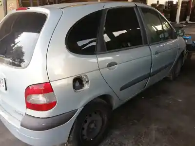 Sloopvoertuig RENAULT SCENIC (JA..) 1.9 dTi Diesel van het jaar 2003 aangedreven F9Q744