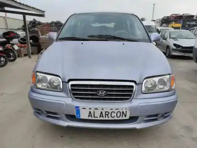 Sloopvoertuig HYUNDAI TRAJET 2.0 CRDi van het jaar 2002 aangedreven D4EA