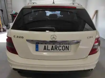 Здавання транспортного засобу MERCEDES-BENZ CLASE C FAMILIAR 2.2 CDI року 2008 потужний OM646811