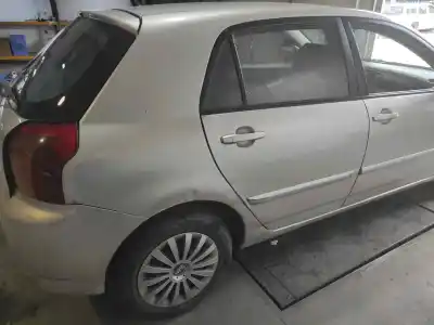 Veicolo di demolizione toyota corolla 2.0 turbodiesel dell'anno 2005 alimentato 1cdftv