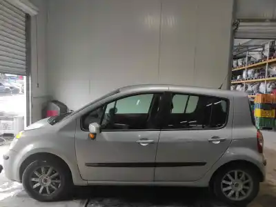Sloopvoertuig renault grand modus 1.2 16v van het jaar 2005 aangedreven d4f740