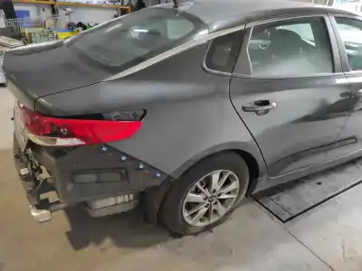 Vehicul casat kia optima 1.7 crdi al anului 2017 alimentat d4fd