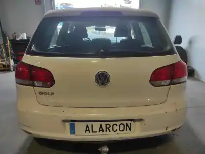 Vehículo de desguace volkswagen golf vi 1.4 16v del año 2001 con motor cgga