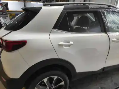 Veículo de Sucata kia stonic 1.6 crdi do ano 2001 alimentado 