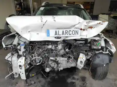 Veículo de Sucata kia stonic 1.6 crdi do ano 2001 alimentado 