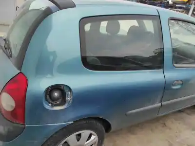 Здавання транспортного засобу renault clio ii (bb_/cb_) 1.5 dci (b/cb07) року 2004 потужний 