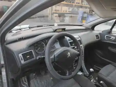 Здавання транспортного засобу peugeot 307 break / sw 2.0 hdi fap року 2002 потужний rhsdw10ated
