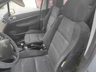 Здавання транспортного засобу peugeot 307 break / sw 2.0 hdi fap року 2002 потужний rhsdw10ated
