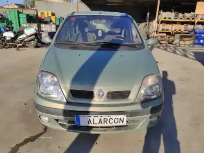 Sloopvoertuig RENAULT SCENIC (JA..) 1.9 dTi Diesel van het jaar 2002 aangedreven 