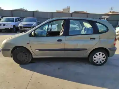 Sloopvoertuig renault scenic (ja..) 1.9 dti diesel van het jaar 2002 aangedreven 