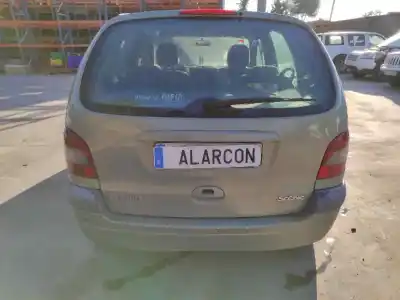 Sloopvoertuig renault scenic (ja..) 1.9 dti diesel van het jaar 2002 aangedreven 