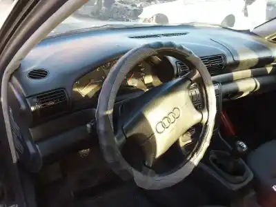 Vehicul casat audi a4 berlina (b5) 1.9 tdi al anului 1996 alimentat 1z