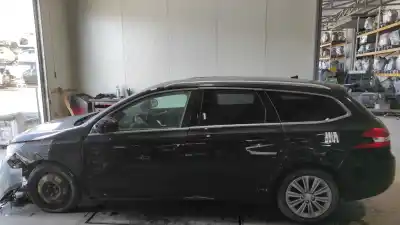 Scrapping Vehicle peugeot 308 allure of the year 2018 powered bh01 / bhz