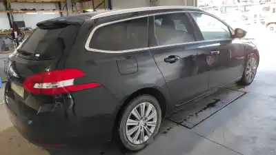 Scrapping Vehicle peugeot 308 allure of the year 2018 powered bh01 / bhz