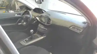 Scrapping Vehicle peugeot 308 allure of the year 2018 powered bh01 / bhz