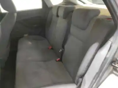 Scrapping Vehicle ford focus berlina (cap) ghia of the year 2005 powered g8da