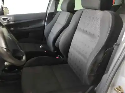 Veículo de Sucata peugeot 307 break / sw (s1) sw clim do ano 2003 alimentado nfutu5jp4