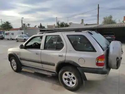 Vehicul casat opel frontera b basis al anului 2000 alimentat x22dth