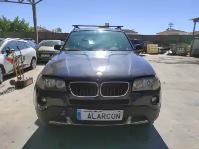 Veículo de Sucata BMW X3 (E83) 2.0d do ano 2007 alimentado 204D4