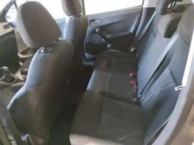 Veículo de Sucata peugeot 208 access do ano 2013 alimentado 8hr