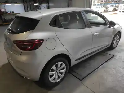 Sloopvoertuig renault                                            clio v                                                                                                                                                                                                                                                     edition one                                                                                                                                                                                                                                                van het jaar 2022 aangedreven h4de470 / h4d470
