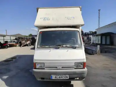 Verschrottungsfahrzeug nissan trade 100 caja cerrada. techo elevado des jahres 1999 angetrieben dbd30d