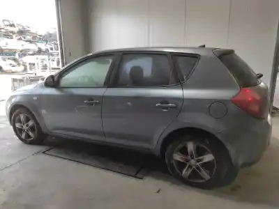 Vehicul casat kia cee´d active al anului 2007 alimentat g4fc