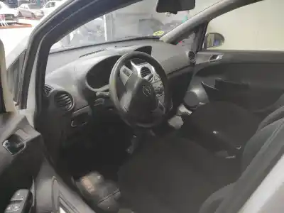 Здавання транспортного засобу opel corsa d cosmo року 2015 потужний a13dtc